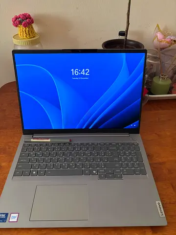 Lenovo Laptop - Sleek and High-Performance