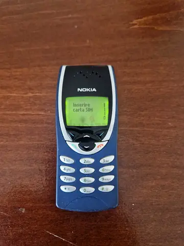 Nokia 8210 vintage