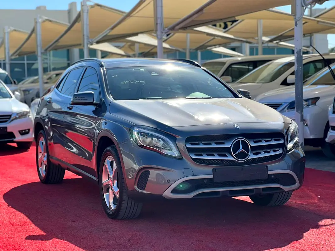 Mercedes-Benz GLA-Class 2018 — photo 1 of 19