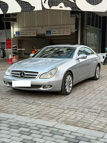 2010 Mercedes CLS 350 GCC - V6