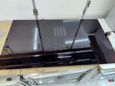 Smeg brand new built in electric hob 90cm for sale