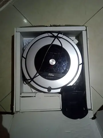 Intelligent Robot Vacuum for Effortless CleaningRoomba 860