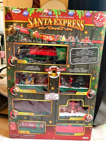 Eztec Santa Express Light-Up Christmas Train Set
