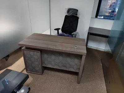 Modern New Office Desk