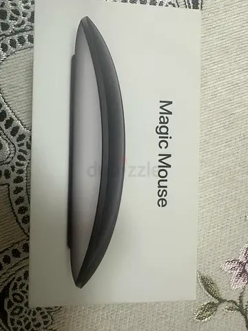 Black Apple Magic Mouse 3 A2304. USB C - USB C cable
