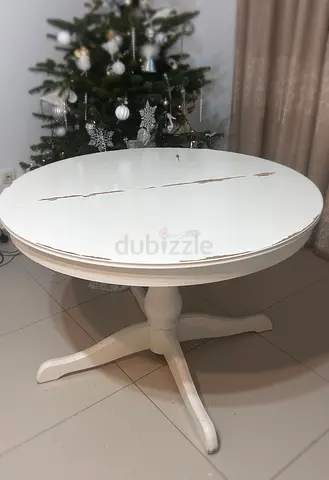 IKEA round table