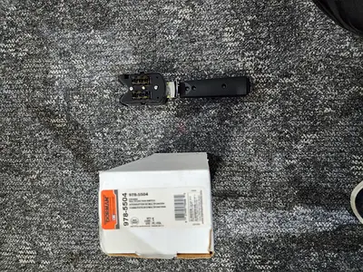 Heavy-Duty Wire Crimping Tool in Excellent Condition