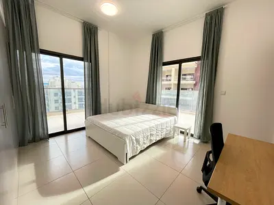 Master bedroom with private bathroom and private balcony for female only