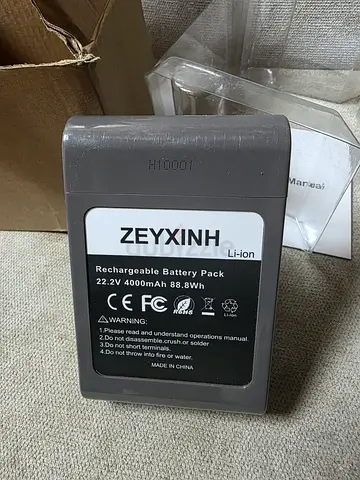 Zeyxinh Rechargeable Battery Pack for Dyson Vacuum Cleaner. New. AED 95 Only...With Free Delivery!