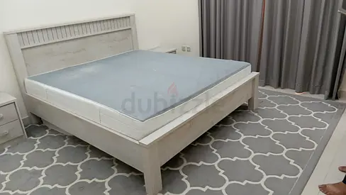 Queen size bed free delivery