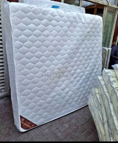 King size mattress 180x200cm. All times delivery available