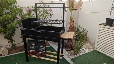 High-Quality Charcoal Grill for Perfect BBQs