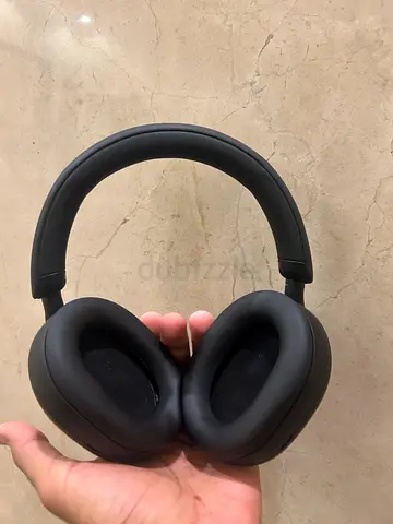 Sony WH-1000XM5 Wireless Noise-Cancelling Over-Ear Headphones – Excellent Condition