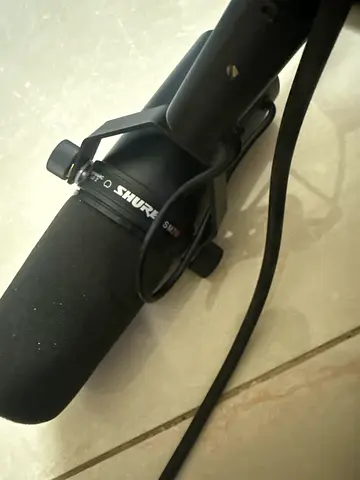 Shure SM7B Professional Microphone