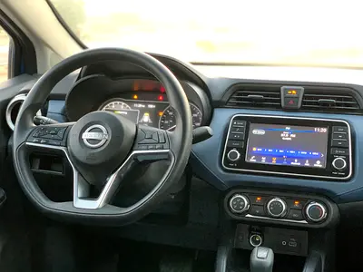 2023 Nissan VERSA 照片 9