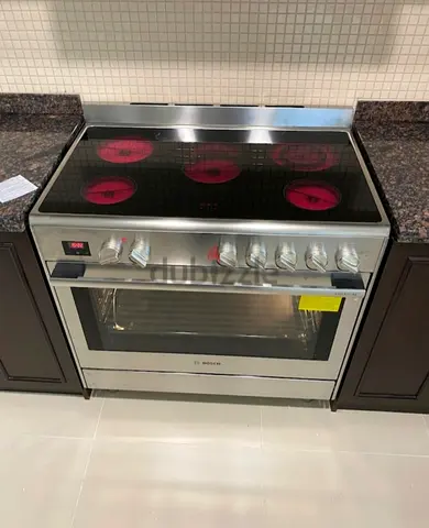 Latest BOSCH Series 8 Model 5 Eyes Full Electric Ceramic Cooker Range Size 90×60 cm