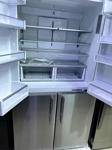 Fisher and paykel Quor Door Refrigerator for sale