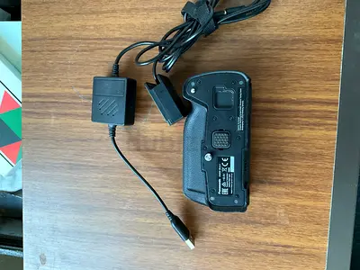 LUMIX g80/85 battery grip