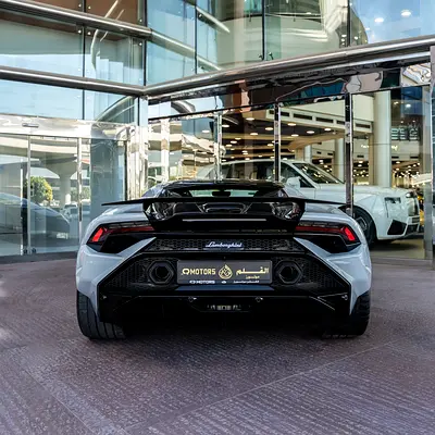 2024 Lamborghini HURACAN — миниатюра 18