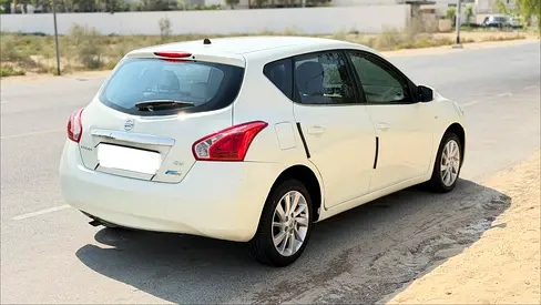 صورة مصغرة 7 لـ 2016 Nissan TIIDA