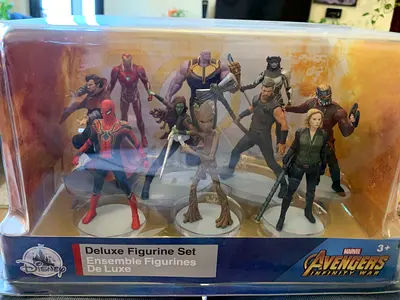 Marvel Avengers Infinity War – Disney Deluxe Figurine Set – Original