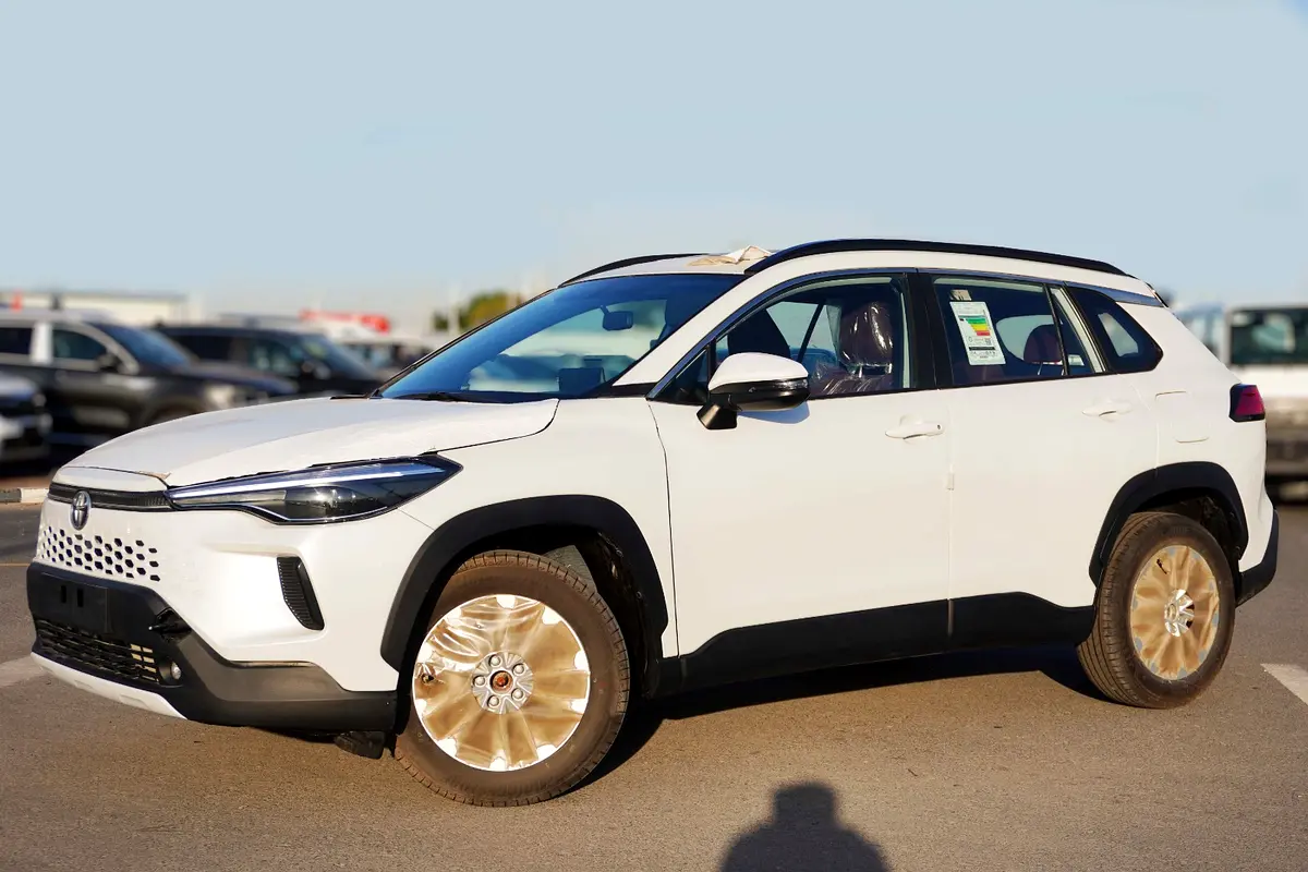 Toyota Corolla Cross 2025 — photo 1 of 18