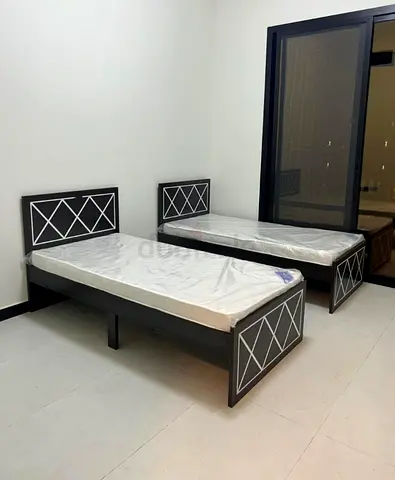 Modern Twin Bed Frame Set with Stylish Design