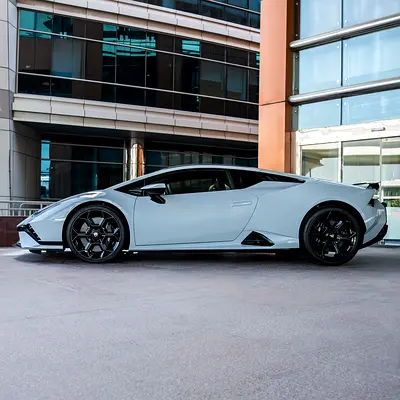 2024 Lamborghini HURACAN — миниатюра 3