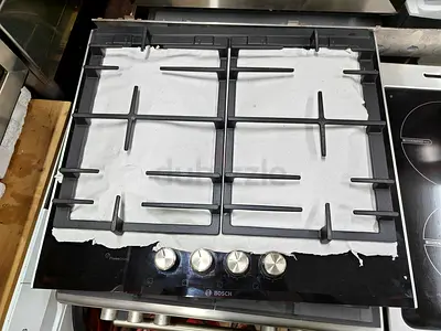 BOSCH 8 Series built in gas cooktop 4 burner with safety heavy duty