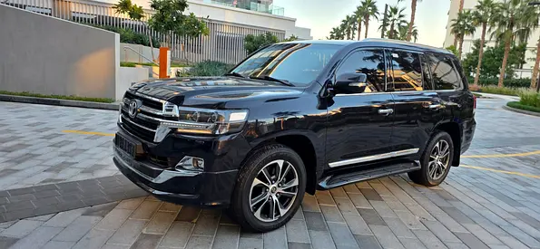 2020 Toyota Land cruiser GXR - Excellent condition - full service history -Single owner