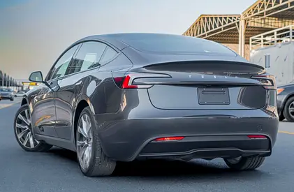 صورة 3 لـ 2024 Tesla MODEL 3