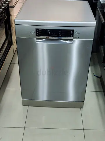 Bosch brand dishwasher series4.   3racks