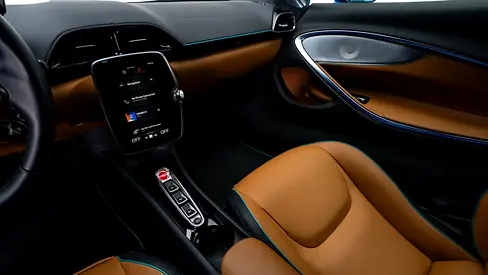 صورة 8 لـ 2023 Mclaren ARTURA