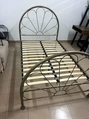 Beautiful Vintage Metal Bed Frame