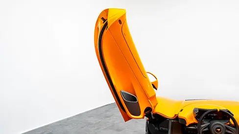 صورة 6 لـ 2021 Mclaren ELVA