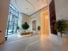 Bright Modern Apartment-High Floor with Open Views