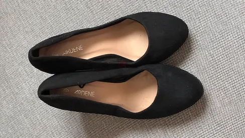 Black Wedge Heels for Sale