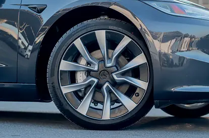 صورة 7 لـ 2024 Tesla MODEL 3