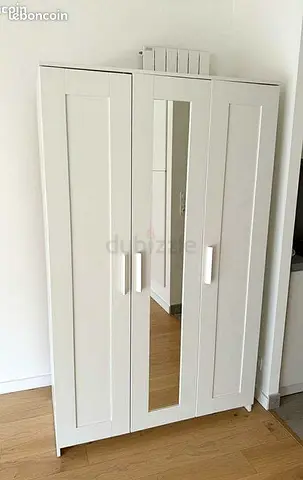 Elegant White Wardrobe with Mirror