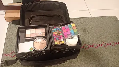 Makeup vanity box