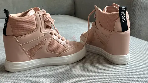 GUESS High top sneakers