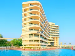 Luxurious Waterfront Living | Beach Front | Palm