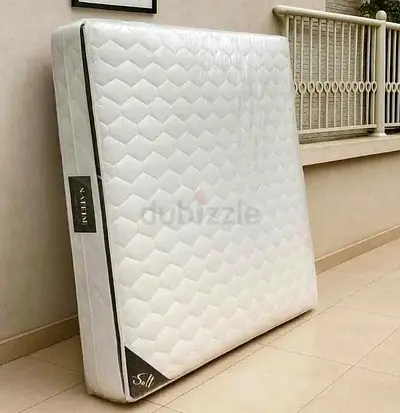 Comfortable Queen Size Soft Mattress