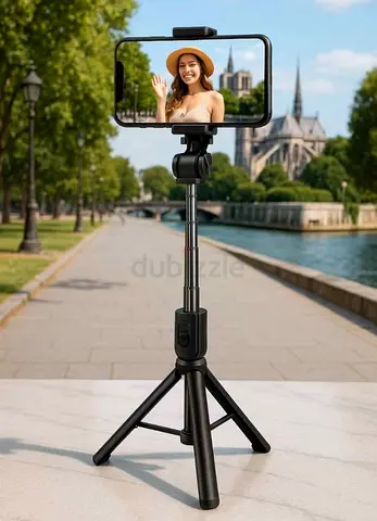 Adjustable Smartphone Tripod for Perfect Shots