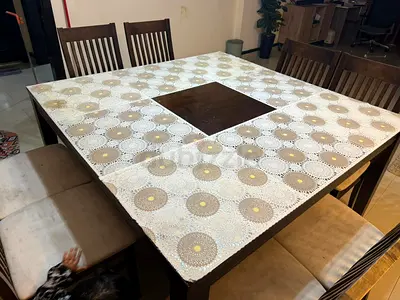 Elegant Dining Table with Intricate Design 8 seat