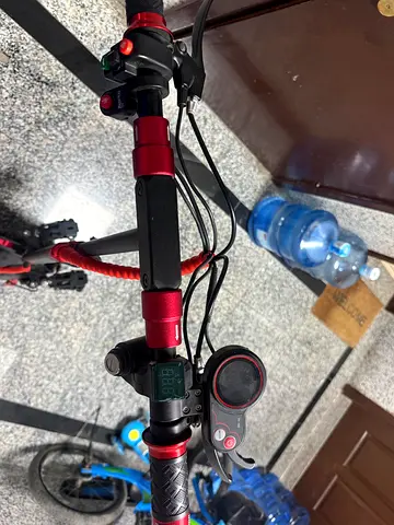 Electric scooter