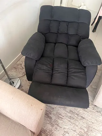 Comfortable Black Recliner Chair