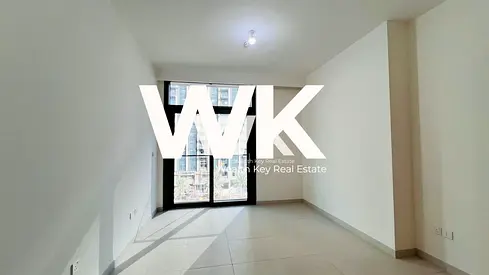 Spacious 1 BR | Ready To Movein /Vacant