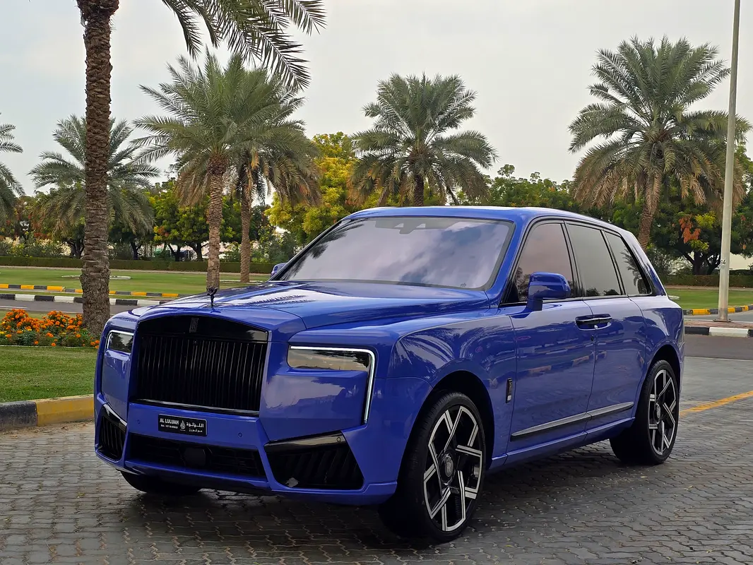 Rolls-Royce Cullinan 2021 — photo 1 of 20