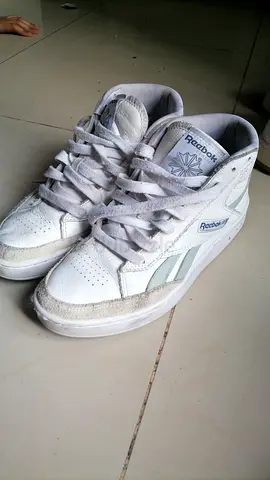 Reebok High-Top Sneakers in Good Condition